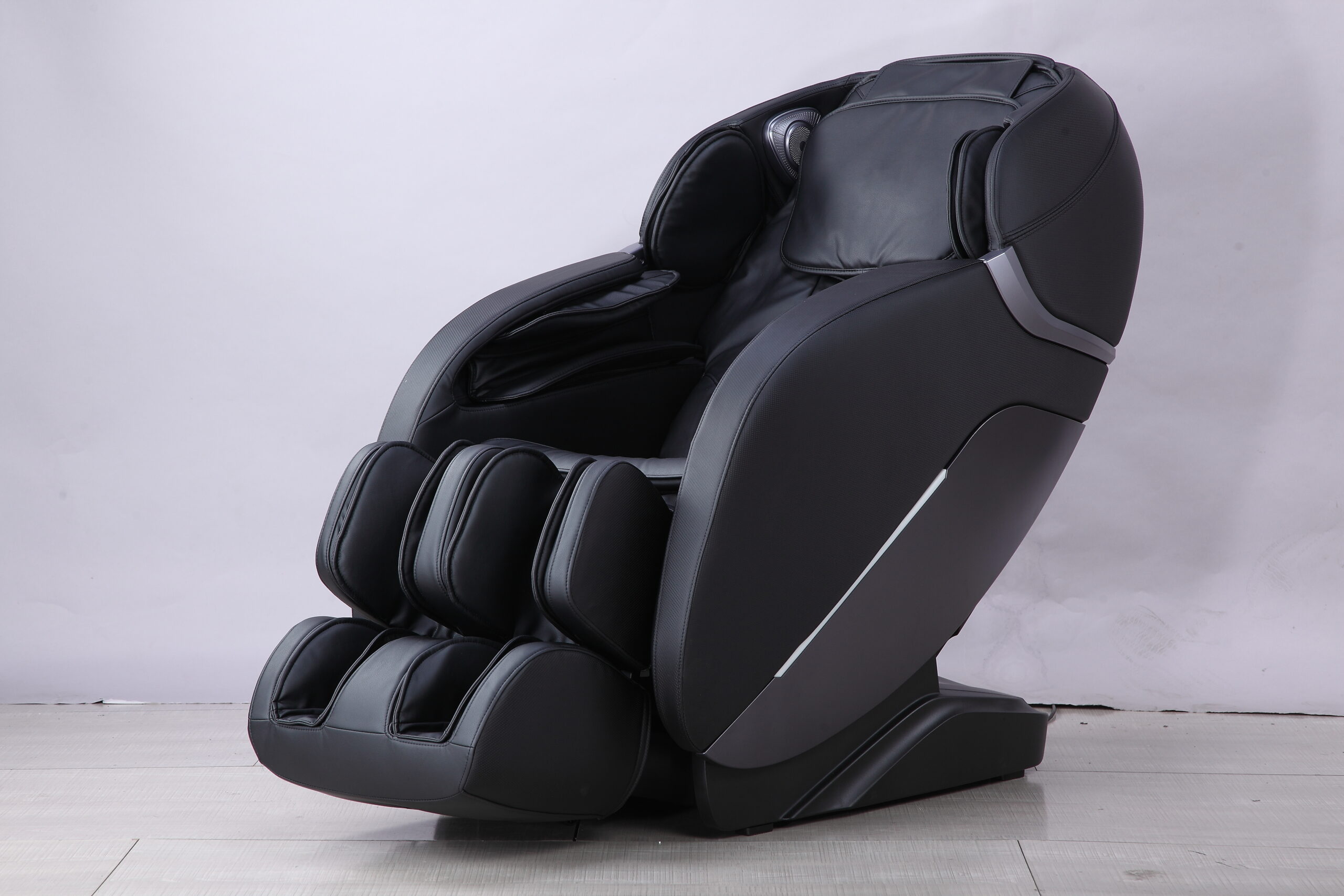 Medi Pro Osteo Intelligent Voice Controlled Massage Chair Relaxation Station